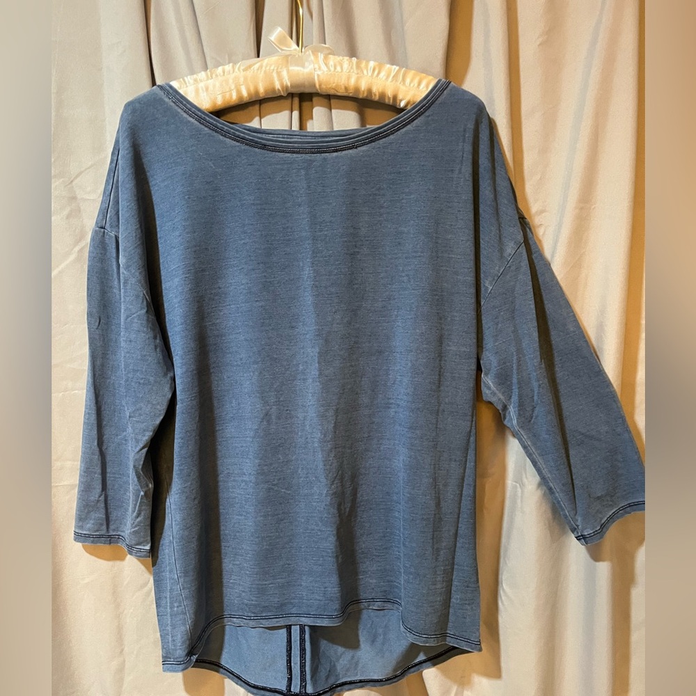 White House Black Market Blue High/Low Shirt Sz M